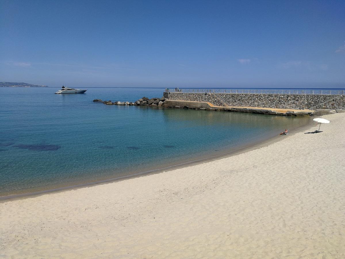Villino Erminia - Seaside Art B&B Pizzo  Buitenkant foto